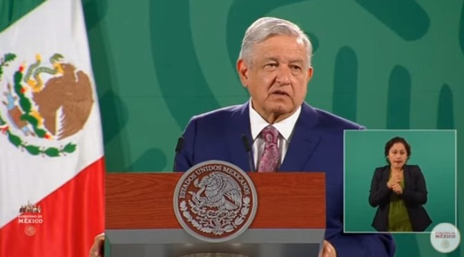 Embajada de EU reparte «maíz con gorgojo» a organizaciones, señala AMLO