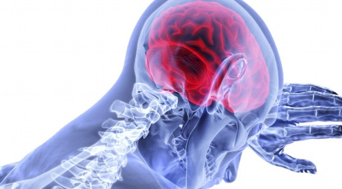 Pacientes con COVID leve podrían resultar con daño cerebral, revela estudio