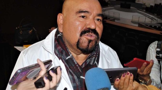 Pide Secretario de Salud a periodistas veracruzanos a vacunarse contra el coronavirus.