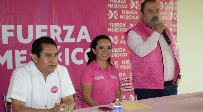 Enrique Santos será el portavoz en el Congreso del Estado Veracruz de Fuerza Por México.