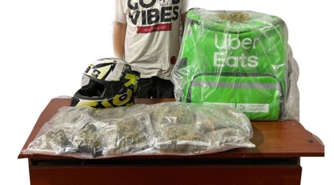 Hacía que realizaba entregas de Uber Eats y transportaba drogas en Xalapa