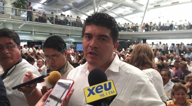 Regreso a clases presenciales en próximo ciclo será imposible con semáforo rojo: secretario de Educación