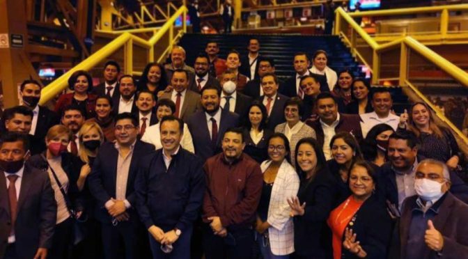 Gómez Cazarín celebra el Tercer Aniversario de la victoria del Pueblo de México