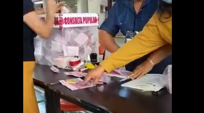 FGR investiga caso de urna ‘rellenada’ para consulta popular en Veracruz: INE