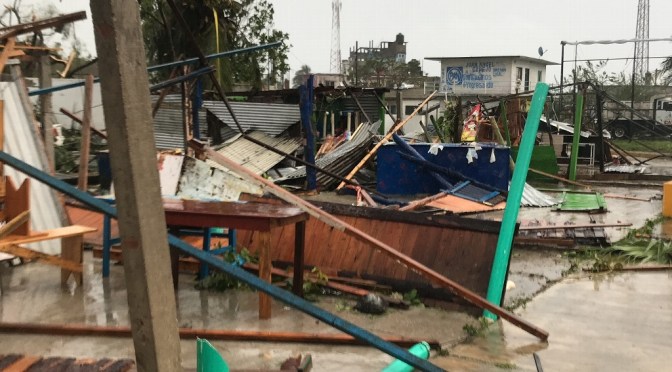 Destruidos el 90% de comercios en zona costera del norte de Veracruz por Grace: Canaco