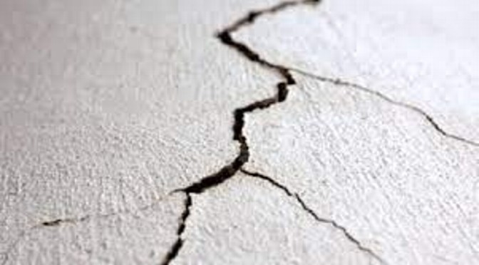 Edificios en Xalapa se cuartean después de sismo de 7.1 grados de anoche