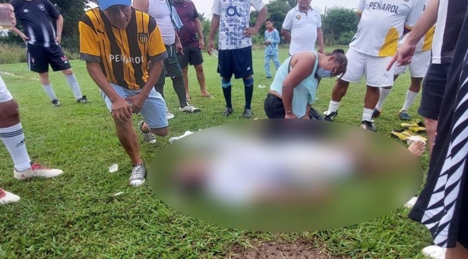 Futbolista muere en pleno juego de veteranos, en Medellín, Veracruz