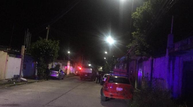 Iban por su pareja, pero se atrincheró en el baño y dejó que la asesinaran