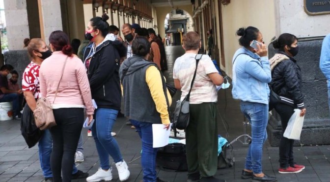 Colonos xalapeños solicitan apoyo al gobierno estatal para superar problemas que les dejaron las lluvias