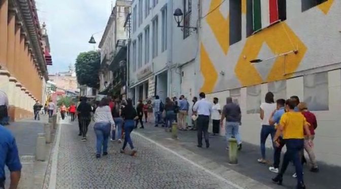 Desalojan edificio de Seguridad Pública por simulacro de sismo.