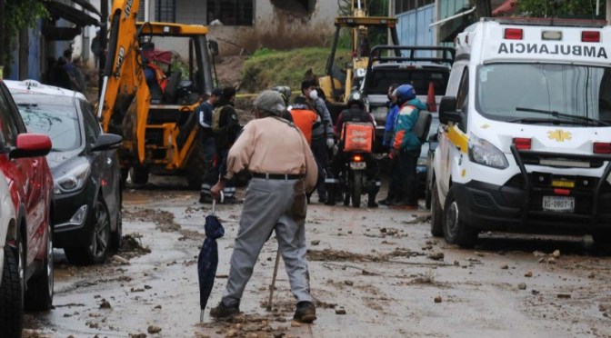 En octubre, Invivienda y ayuntamiento iniciarán acciones para reubicar a familias xalapeñas que viven en zonas de alto riesgo