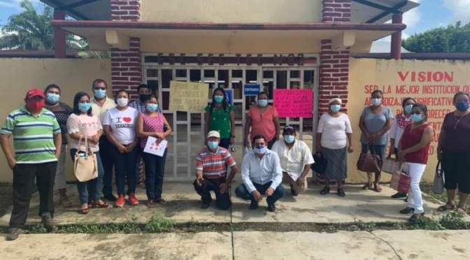 Sin resolverse problema de pago de salarios a maestros del Valle del Uxpanapa; llevan 10 días sin recibir sus percepciones