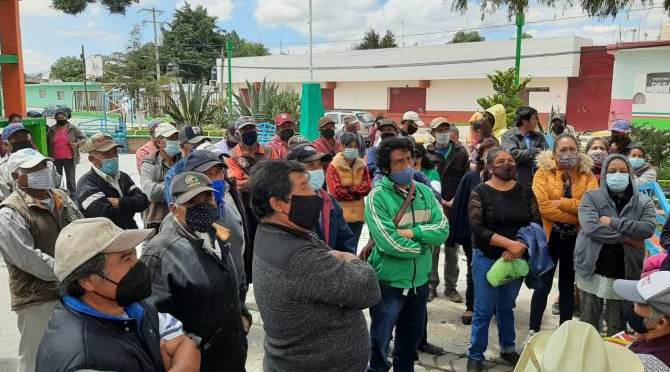 Campesinos de Totalco estallan contra ayuntamiento de Perote, piden se acabe la corrupción