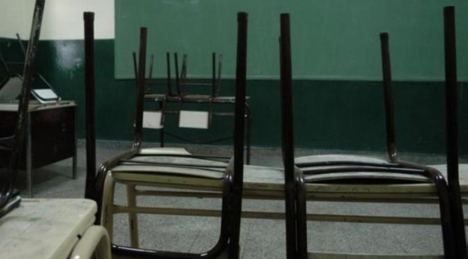 Es tóxico estar sometido al Internet; AMLO pide a universitarios regresar a clases presenciales