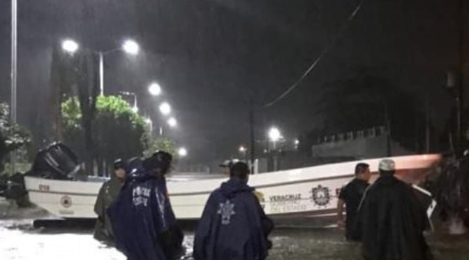 Reportan récord histórico de lluvias en Ángel R. Cabada, Veracruz