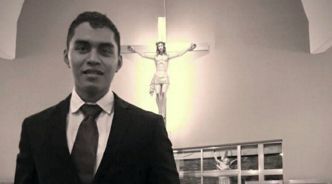 Exigen justicia por Luis Felipe, joven asesinado en colonia Las Amapolas, era egresado de la UV