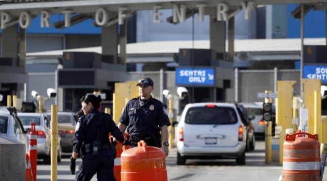 EU reabrirá frontera con México y Canadá; exigirá vacunación contra COVID-19