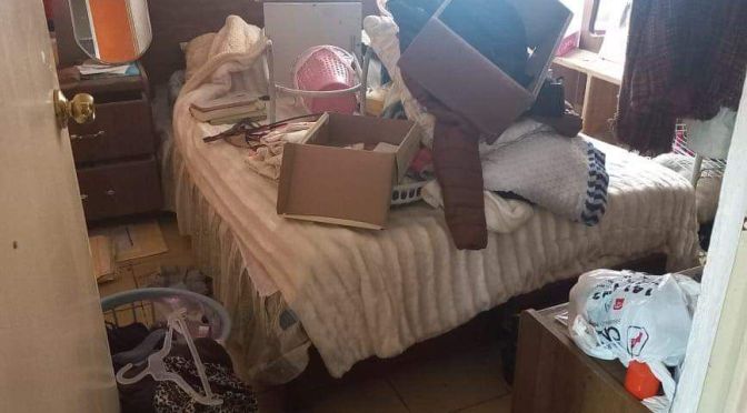 Aprovechan que abuelita ciega vivía sola y le saquean su casa.