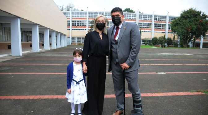 ´No es momento de pensar en la gubernatura` afirma Zenyazen Escobar