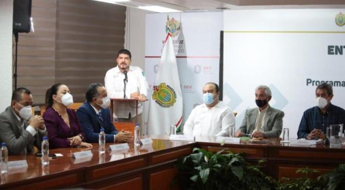 Continúan en Veracruz clases híbridas, presenciales y a distancia aclara Zenyazen