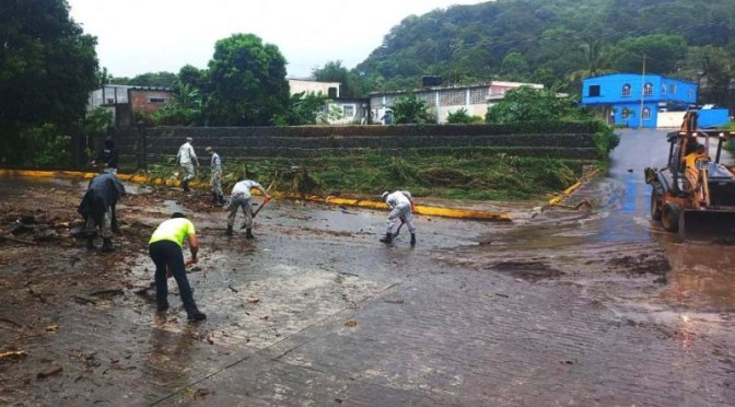 Por el frente frío 4 Afectaciones en Santiago Tuxtla, Cosamaloapan y Catemaco