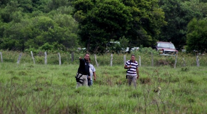 Localizan otra fosa clandestina múltiple y tres individuales en Arbolillo, Veracruz