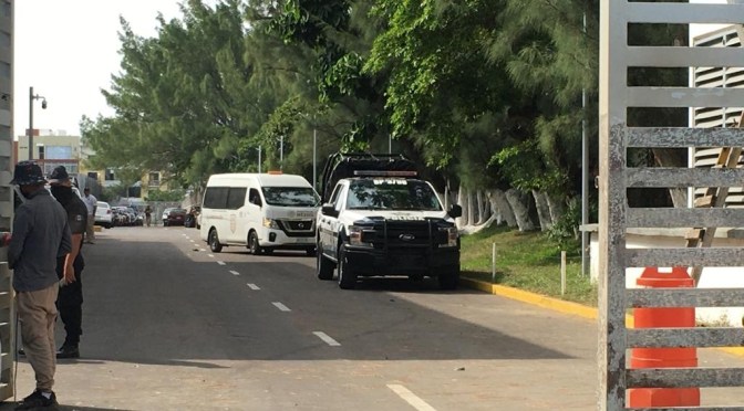 Trasladan al C5 a migrantes centroamericanos rescatados en Alvarado