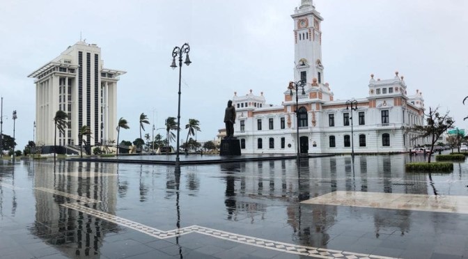 Prevén lluvias intermitentes y vientos del norte en Veracruz