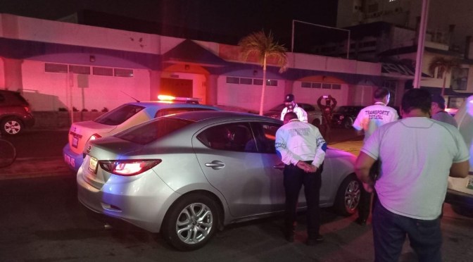 Detienen a conductor por prestar servicio de Uber en Veracruz
