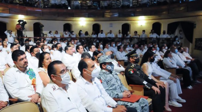 Destaca Cuitláhuac García resultados de Zenyazen Escobar, por la mejora de infraestructura escolar