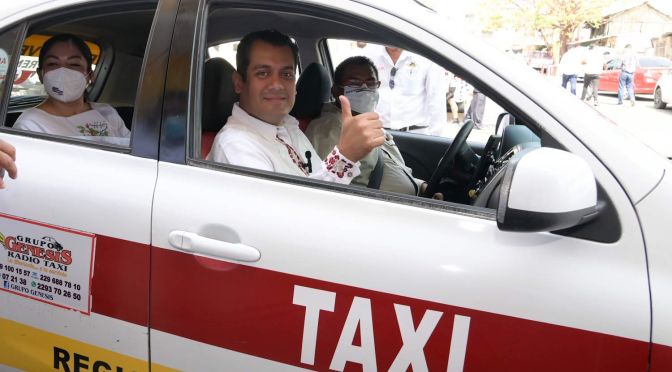 Los taxistas veracruzanos prevalecerán usando en su beneficio las aplicaciones tecnológicas: Sergio Gutiérrez Luna