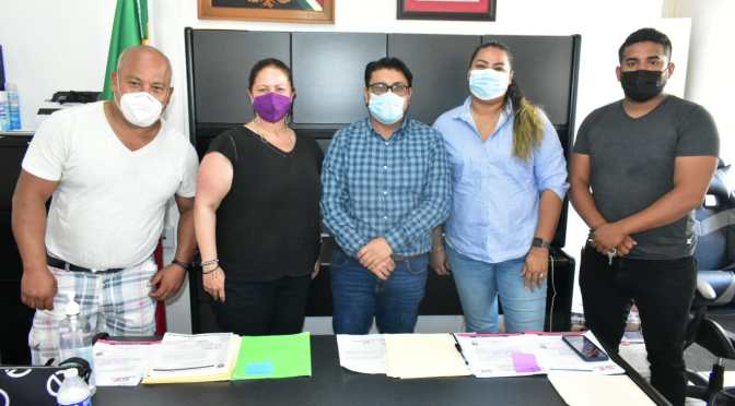 Alcalde de Úrsulo Galván abre las puertas a la industria fílmica para aterrizar proyectos.