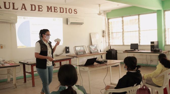 Ayuntamiento y SS imparten platicas sobre salud sexual y reproductiva a adolescentes de La Antigua