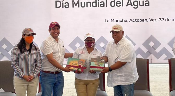 Limpian playa de La Mancha en el marco del día mundial del agua.