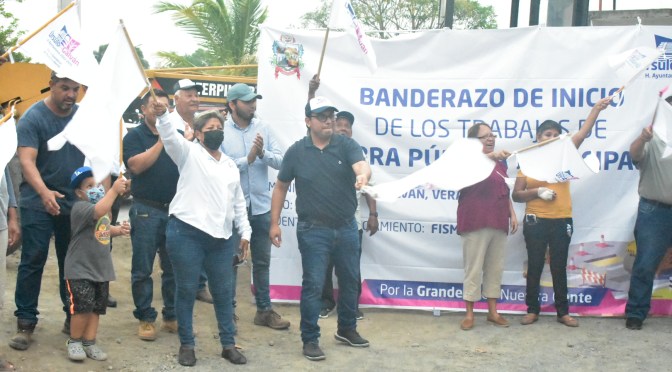 Cada localidad de Úrsulo Galván tendrá obra pública y alumbrado, dan nuevo banderazo en Zempoala