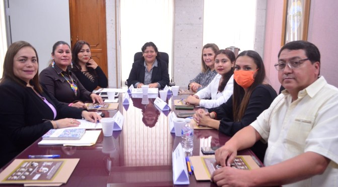 Comisión Especial coadyuvará a destrabar trámites para la legalización de predios escolares: Eusebia Cortés