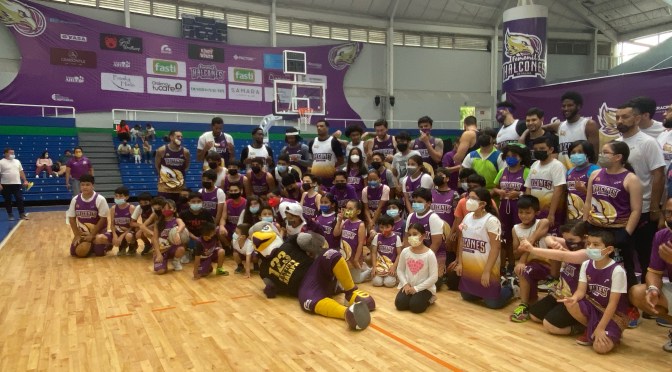 Omar Quintero impartirá clínica debaloncesto en Xalapa