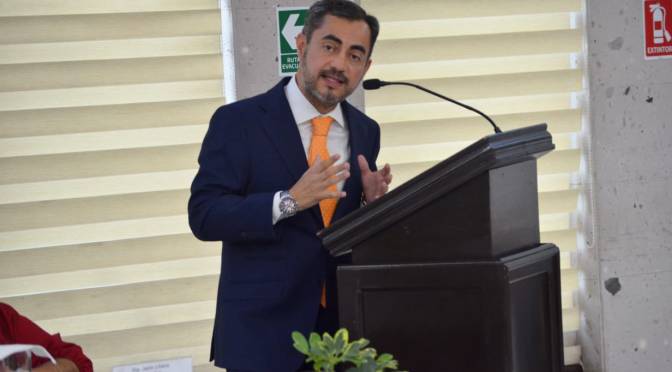 Llamó Toño Luna a romper rígidos estereotipos socioculturales que contribuyen a la violencia contra niñas y mujeres