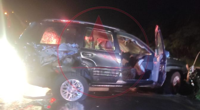 Se registra accidente automovilístico en la localidad de Miradores del Mar.