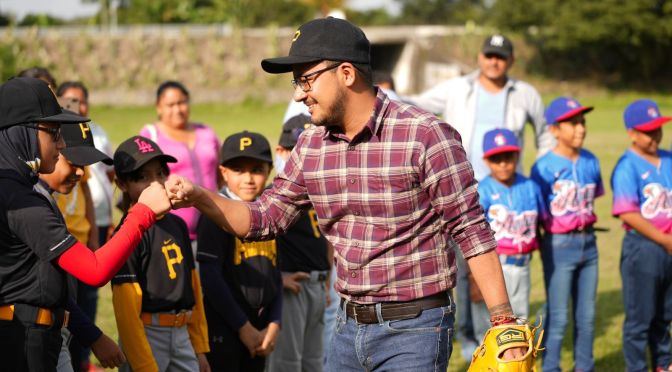 [Video] Por primera vez, realizan Liga Municipal de Beisbol Infantil en Emiliano Zapata