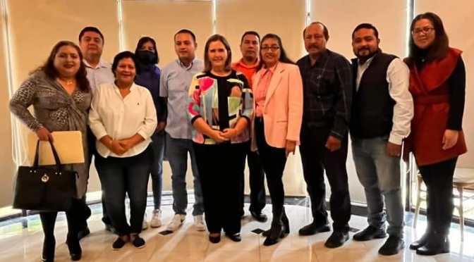 Atiende Eusebia Cortés a autoridades educativas del norte del estado en la regularización de planteles