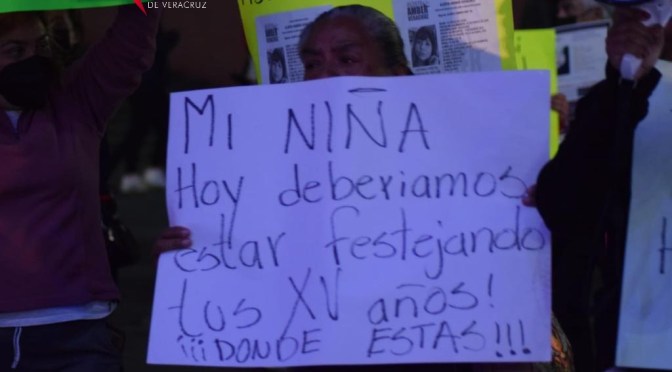 Marchan familiares  de Fátima, menor desaparecida en Villa Aldama; hoy cumpliría XV años de edad.