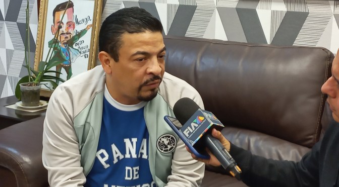 Que Héctor Yunes use en una taza de baño la caña de pescar que le regaló Duarte: Gómez Cazarín