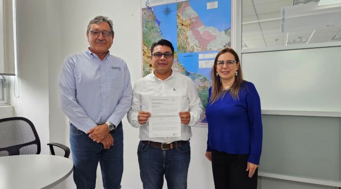 Alcalde de Úrsulo Galván formaliza gestión ante la CONAGUA, proyecto llevará drenaje a 4 comunidades