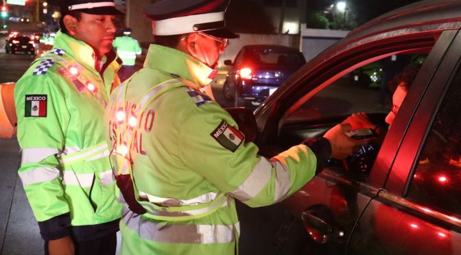 Implementa DGTSV alcoholímetro en Xalapa.