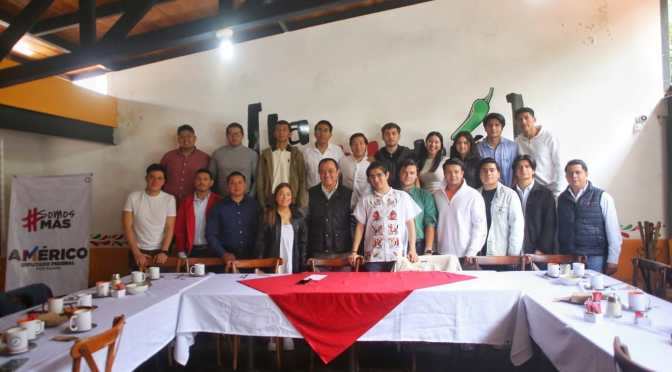 Jóvenes piden a Américo un diputado de tiempo completo