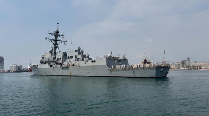 Buque “USS Gravely” de EU zarpa de las costas del Puerto de Veracruz