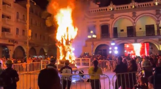 Queman al calor para dar inicio al Carnaval de Veracruz 2025 [Video]