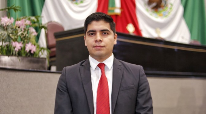 La juventud toma la justicia: José Martín Flores Martínez asume como juez penal en Veracruz