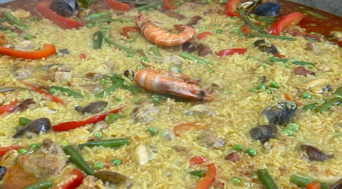 La Paella se reinventa en México y ahora conquista Coatepec, Veracruz.